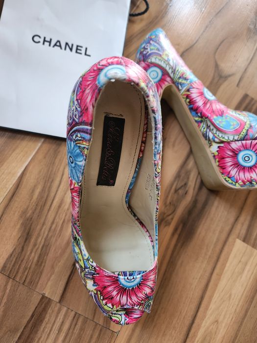 Бутикови обувки на цветя Miss Bella