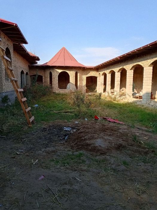 Uy sotiladi Qashqadaryo viloyati chiroqchi tumani choshtepa mahallasi