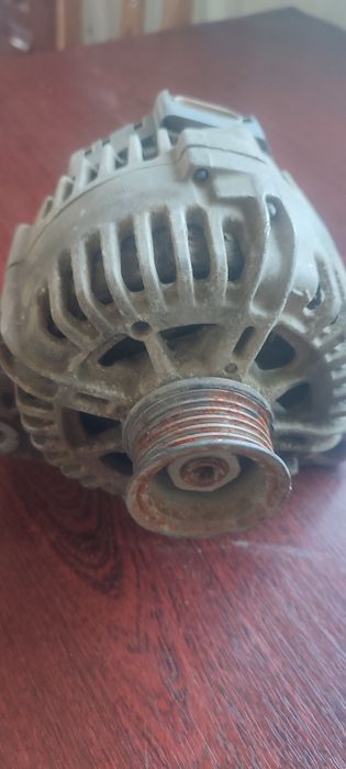 Стартер и генератор на  саньенг  пикап