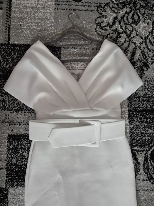 Rochie lunga alba