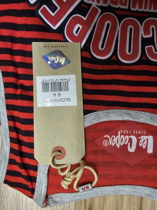 Продавам - чисто нова детска пижама Lee Cooper за 6 г.
