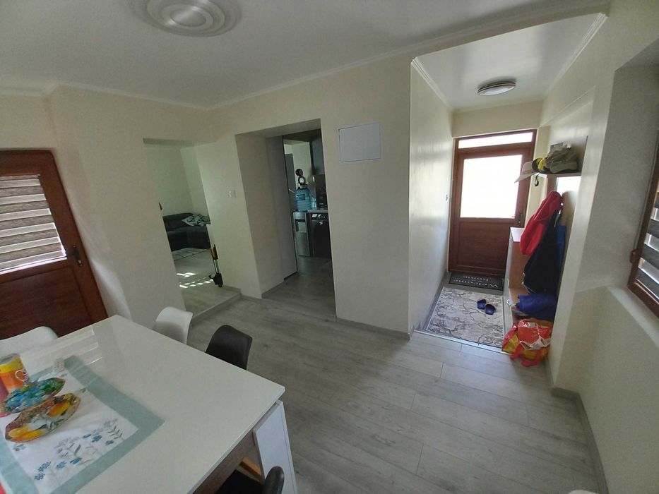 Продава се Къща в с. Малък Поровец, Област Разград - 96 кв.м за 2084 €/кв.м - Снимка #12