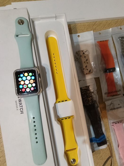 Продам часы АПЛ вотч