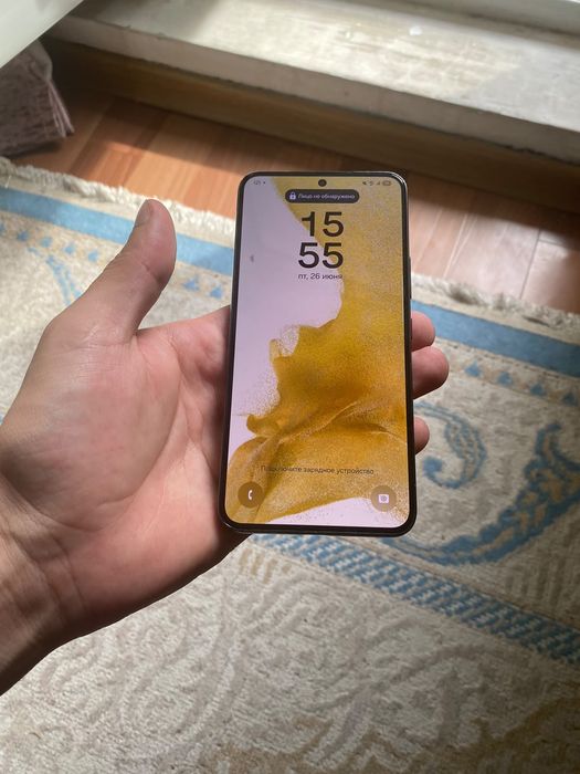 Samsung s22.  128g