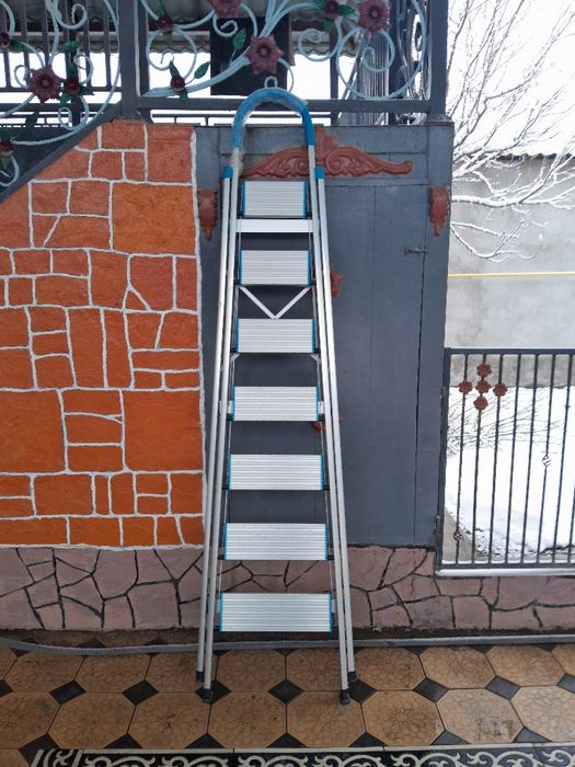 Продается лестница