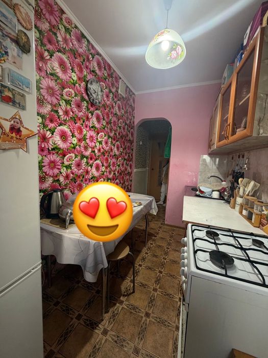 Продается 2-х комн. За 8.3 торг