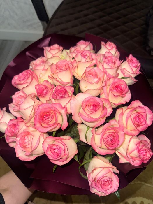 25 штук розовые розы