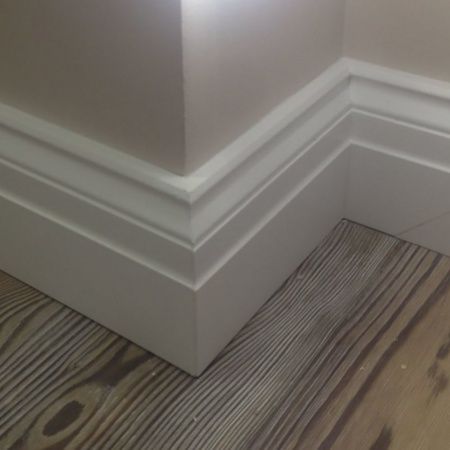 Укладка ламината!  Плинтус!