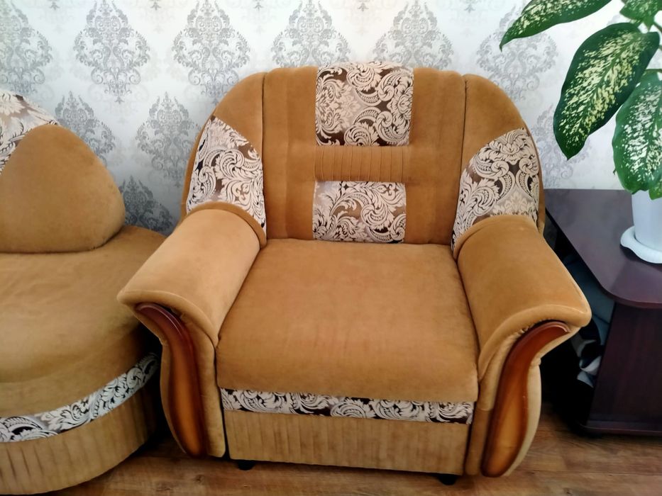 Уголок в гостиную быстрым торг