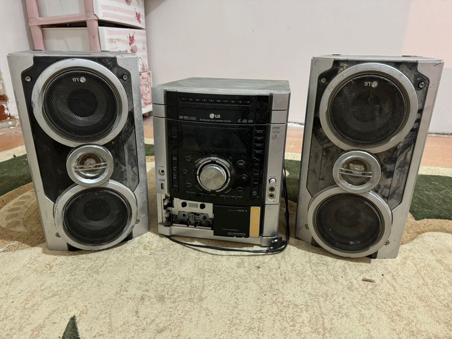 Магнитофон продам