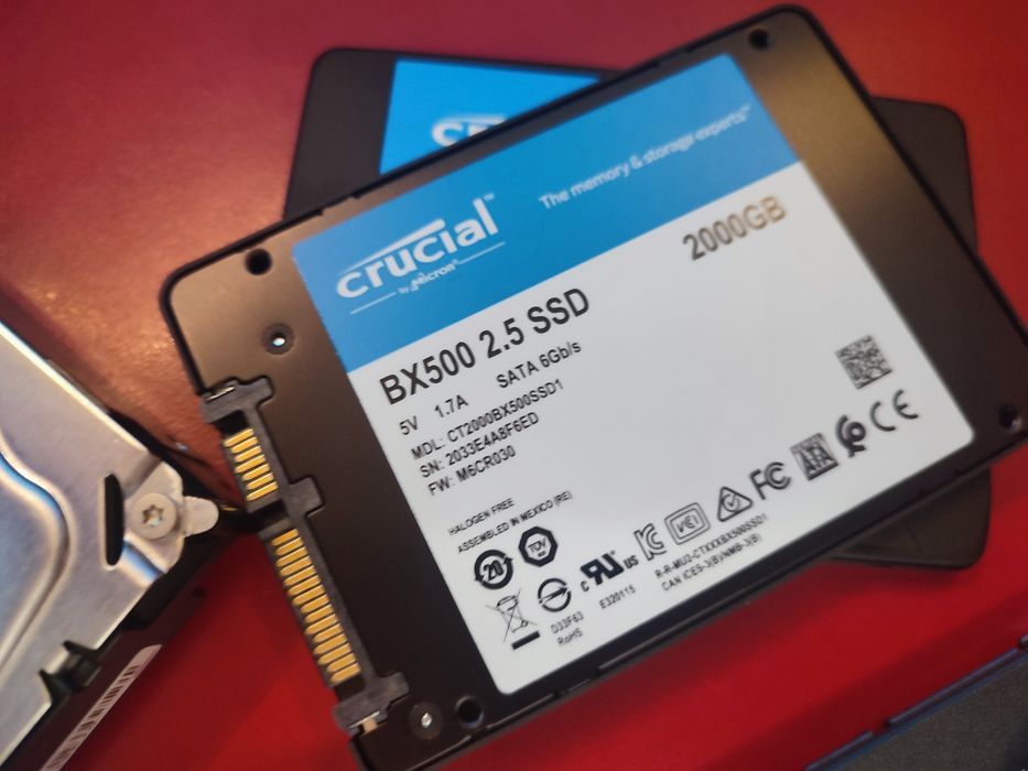 SSD HDD SAS  2TB,4TB,6TB Hgst, western digital etc