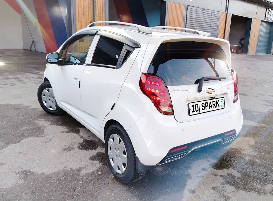 Продаю свою машину Spark 2019 автомат, 4 позиция Евро