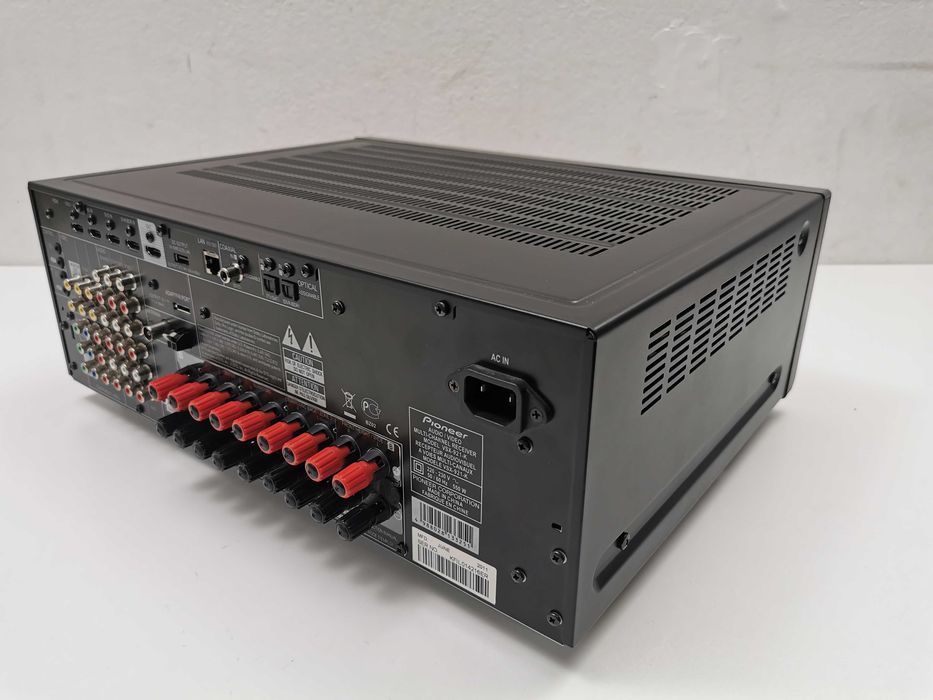 Pioneer VSX-921 7.1-канален 3D AV ресивър за домашно кино