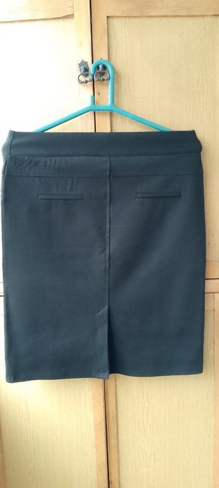 Новая юбка школьная/офисная.