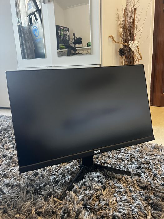 Monitor gaming LED VA Acer Nitro 21.5  Full HD HDMI 1ms Negru QG221Q