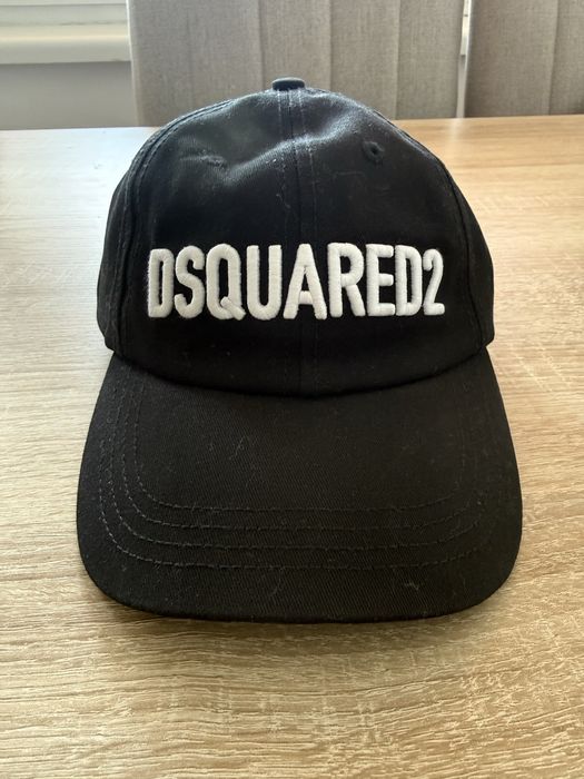 DSQUARED2 шапка нова