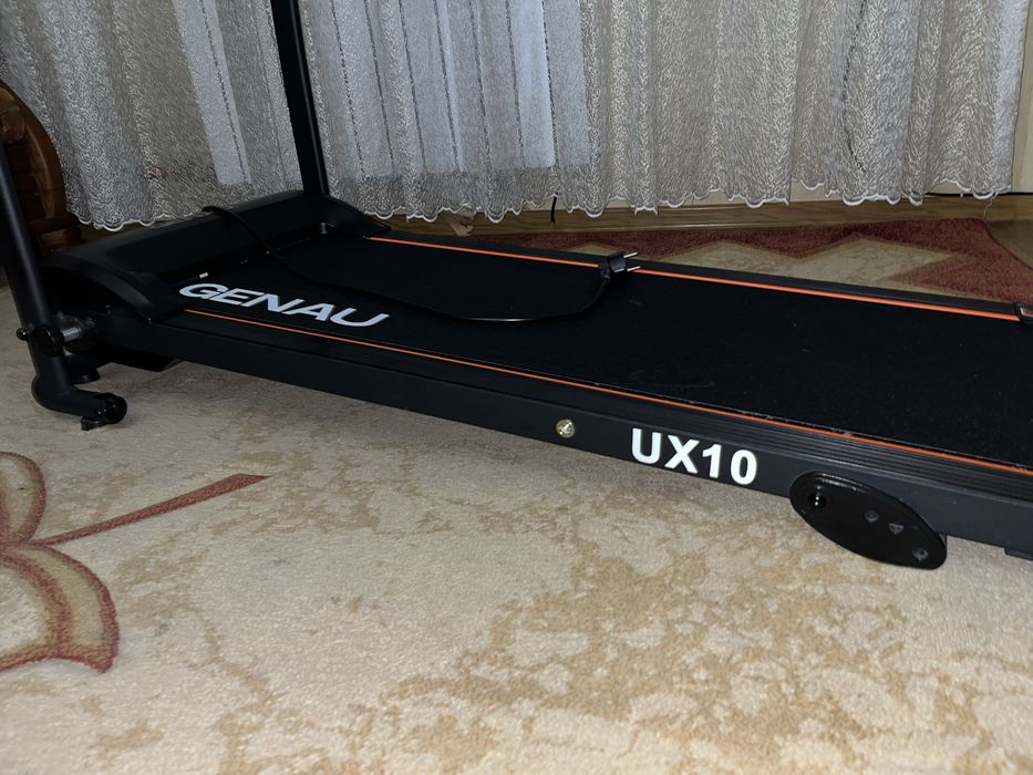 Беговая дорожка Genau ux 10