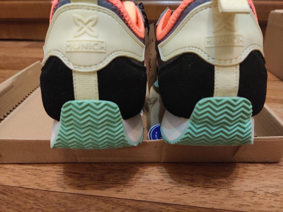 Кроссовки беговые Munich (Spain) 45 р.