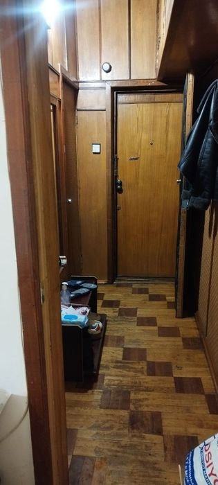 2 хона Мирзо Улугбек Тумани феруза массив 2этаж