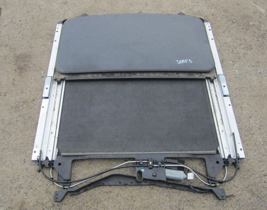 Trapa completa cu motoras Jeep Grand Cherokee an 2000-2010