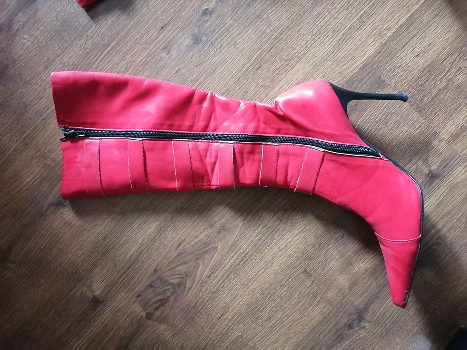 Сапоги красные женские