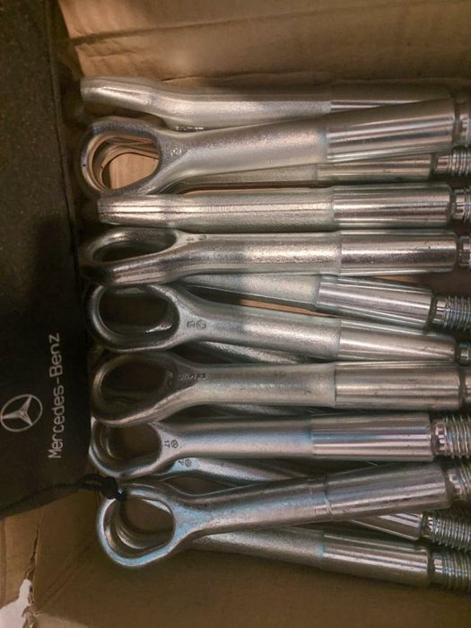 Продавам оригинални нови аварийни инструменти