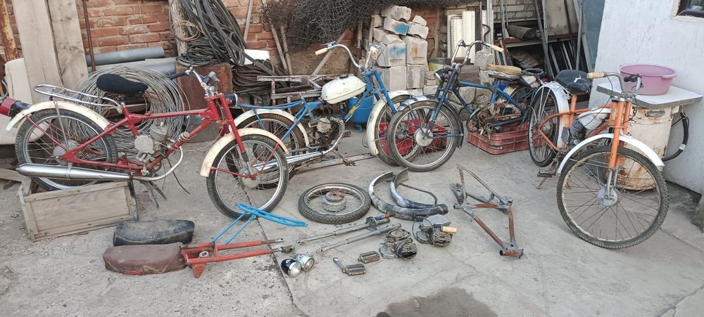 Продам запчасти на мопед