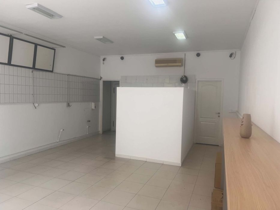 Spațiu Comercial de Închiriat-55mp-Deva,Jud.Hunedoara