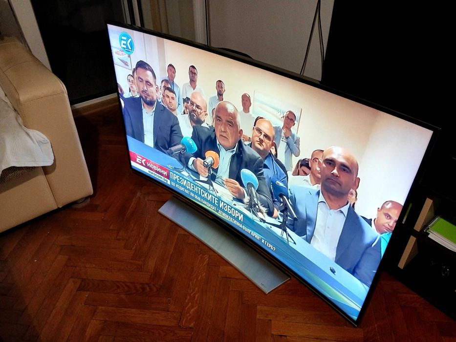Smart TV Samsung 55" UHD 4K CURVED