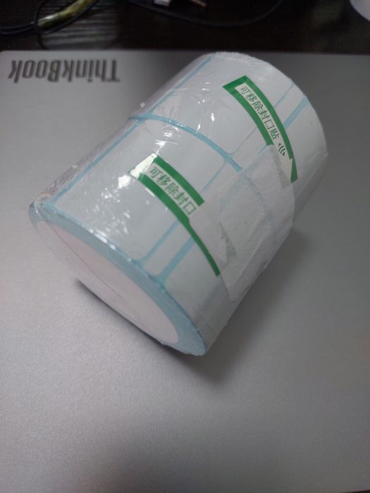 Termal printer yorliqlari. Yopishqoq. 30/20 mm. 2 ta rulon.