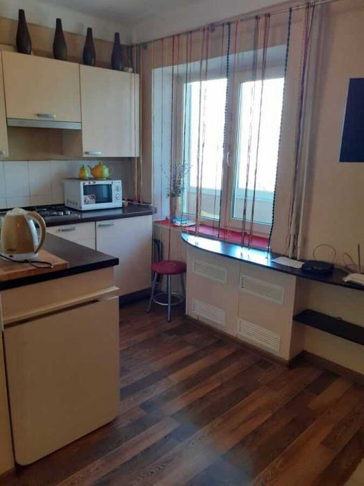 Дава се под наем Двустаен апартамент в София, Витоша - 70 кв.м за 433.5 € - Снимка #1