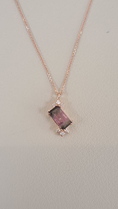 Colier aur, turmalina si diamante