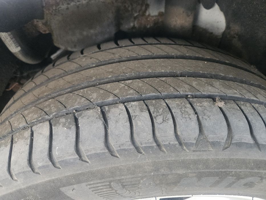 Джанти с гуми за Jaguar Xf 225/55/17 5×108