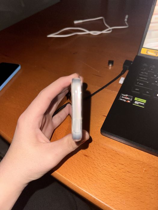 Iphone 5s в нормальном состоянии