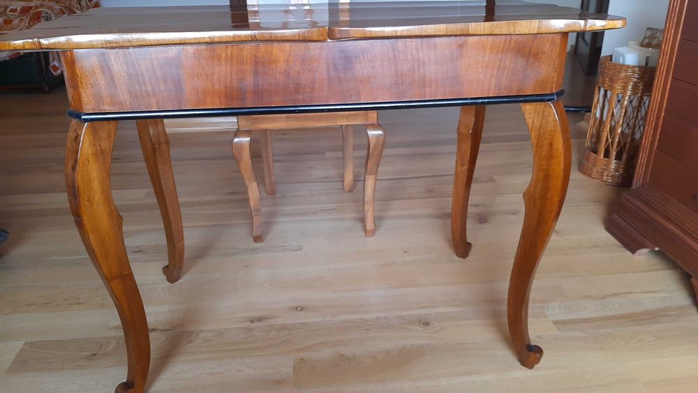 Set masa+6 scaune Biedermeier, radacina de nuc, reconditionat, an 1900