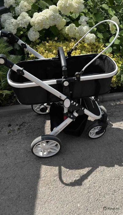 Коляска б/у в отличном состоянии