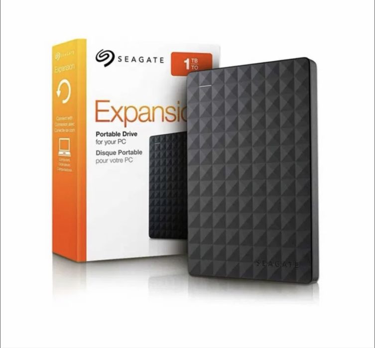 Seagate 1ТБ внешний диск почти новый