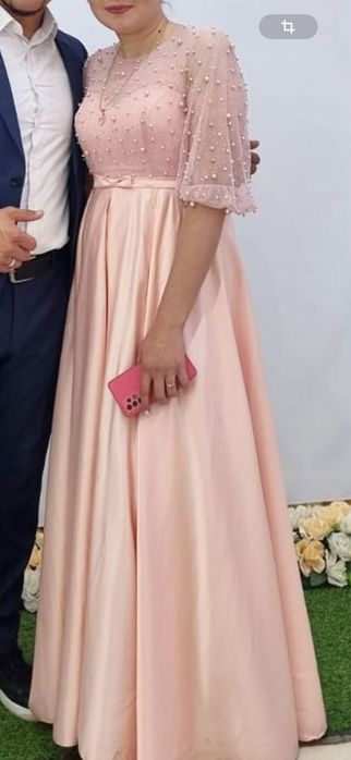 Әдемі той көйлегі сатылады!