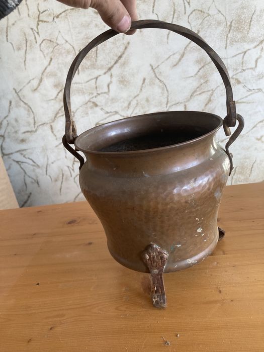 Медни и месингови съдове и предмети