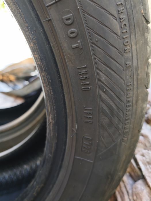 225/50/17 Goodyear Dot 23