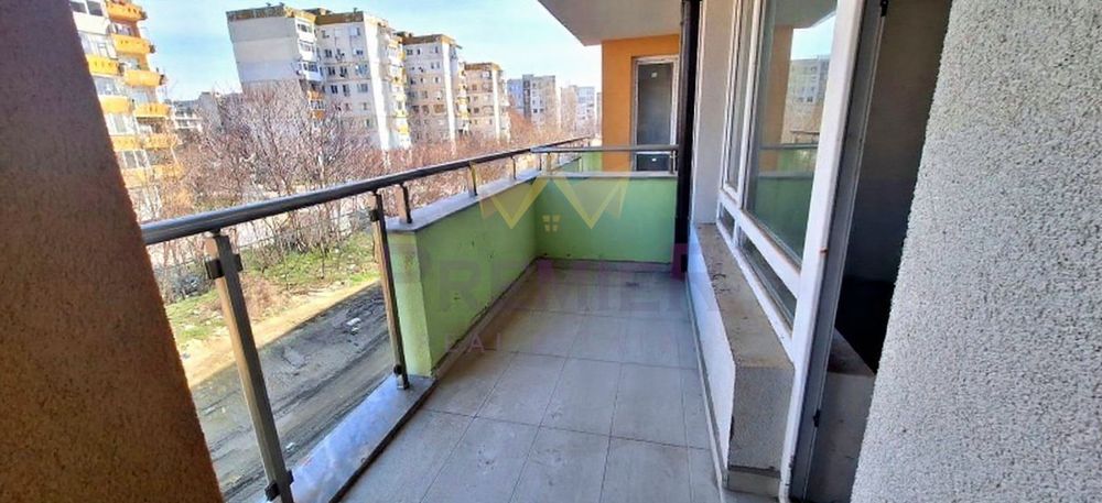 Продава се Двустаен апартамент в Пловдив, Южен - 65 кв.м за 1339 €/кв.м - Снимка #2