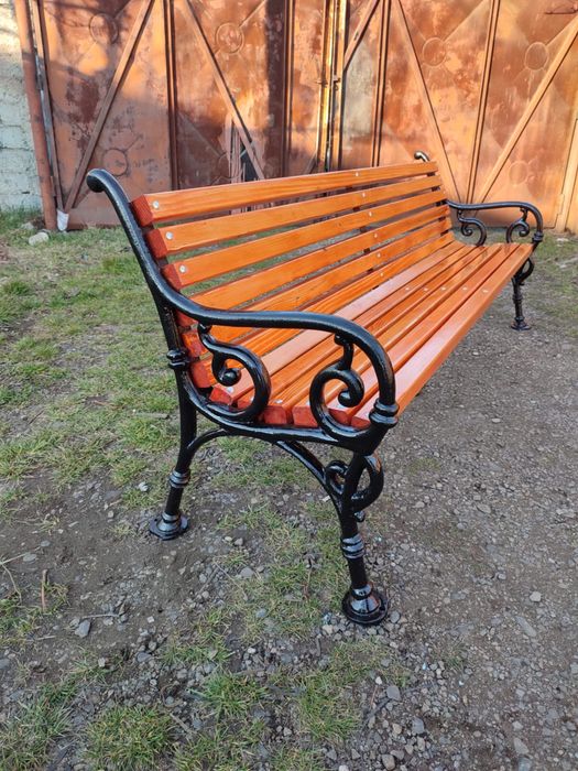 Banca stradala, si din fonta