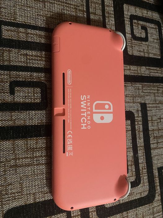 Consolă Nintendo switch lite Coral