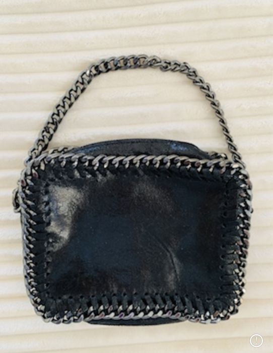 Дамски малък клъч с къса дръжка