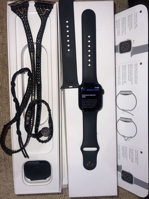 Apple Watch Series 7, 41mm ( GPS + Cellular) Midnight