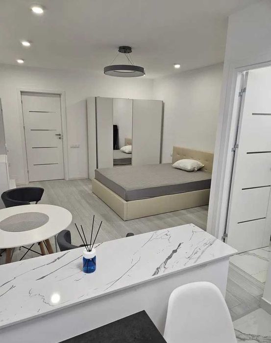 Garsoniera 3min metrou Parc Drumul Taberei 420 euro