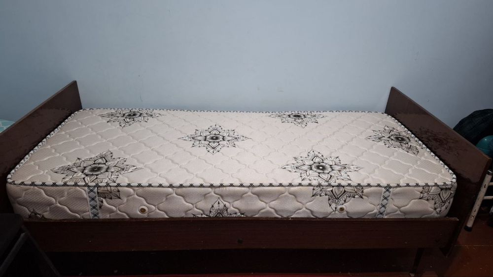 Кровать сотилади, 2 дона