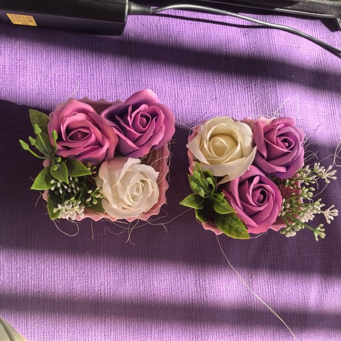 Аранжировка със сапунени рози и други цветя