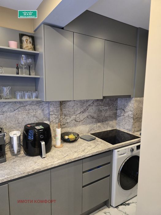 Продава се Тристаен апартамент в Варна, Младост 2 - 70 кв.м за 2558 €/кв.м - Снимка #4