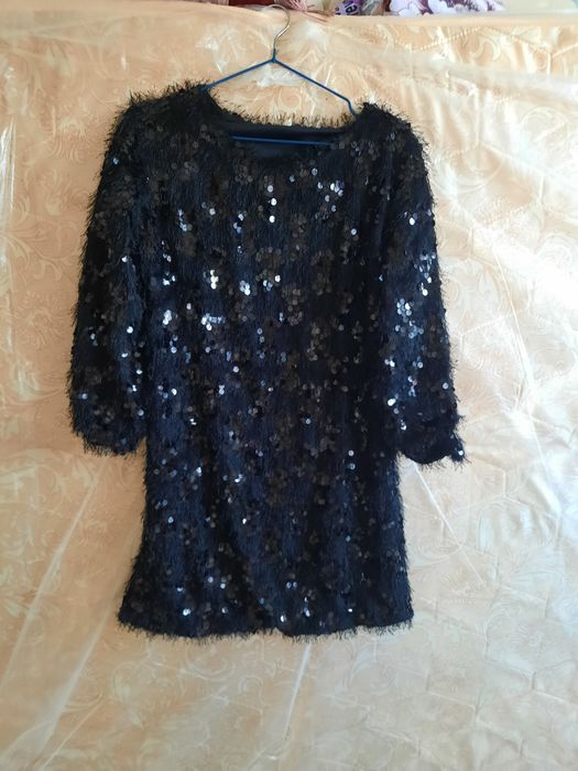 Продам платья почти новые